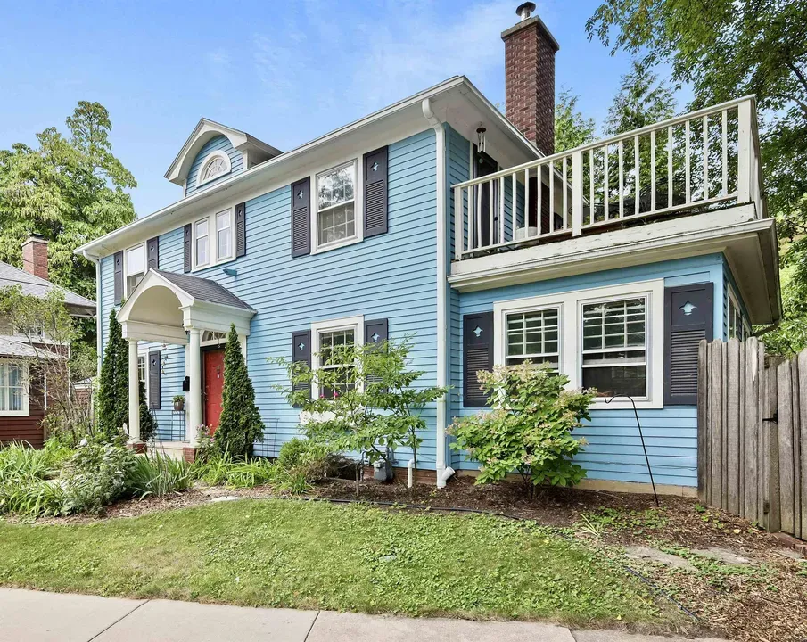 3 Bed 1 Bath Classic Historic Era Home in Madison, WI - 2