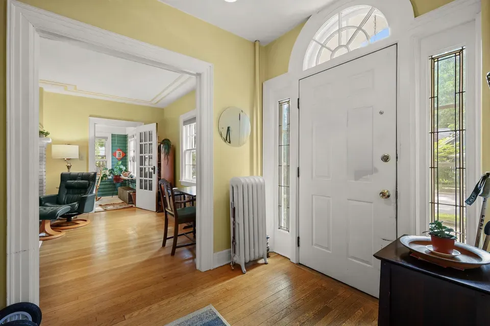 3 Bed 1 Bath Classic Historic Era Home in Madison, WI - 4