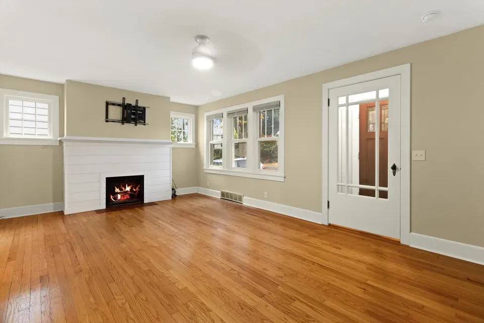 3 Bed 1 Bath Classic Historic Era Home in Madison, WI - 5