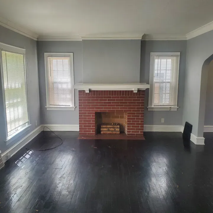 3 Bed 1 Bath Classic Historic Era Home in Milwaukee, WI - 2