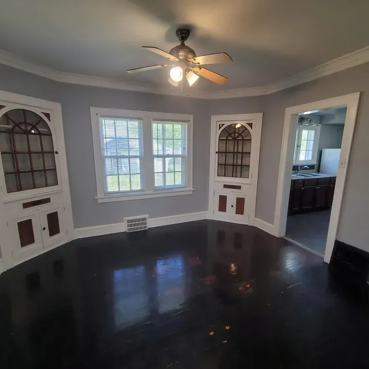 3 Bed 1 Bath Classic Historic Era Home in Milwaukee, WI - 4