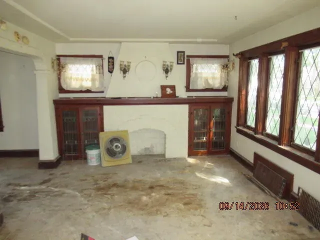 3 Bed 1 Bath Classic Historic Era Home in Milwaukee, WI - 5