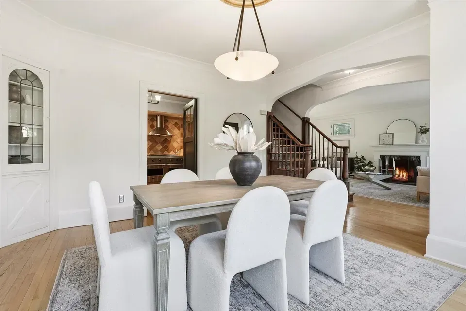 3 Bed 1 Bath Classic Historic Era Home in Milwaukee, WI - 4