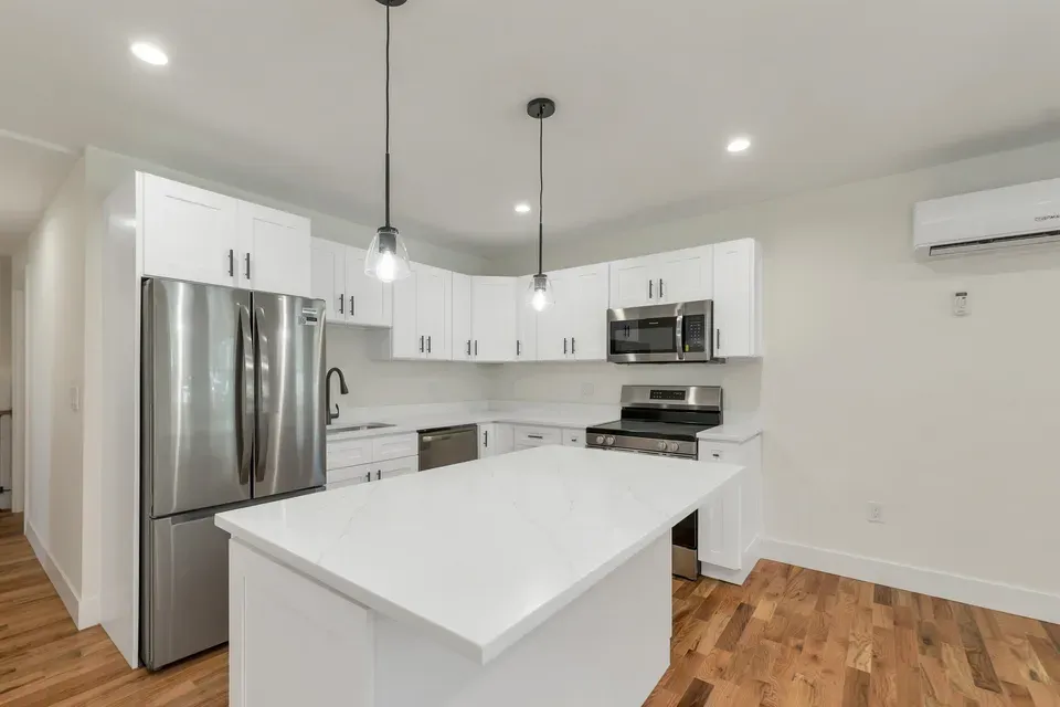 3 Bed 1 Bath Classic Historic Era Home in Nashua, NH - 3