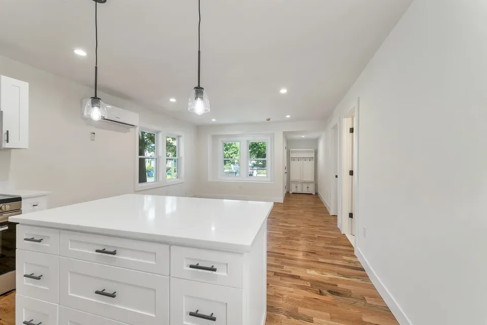 3 Bed 1 Bath Classic Historic Era Home in Nashua, NH - 4