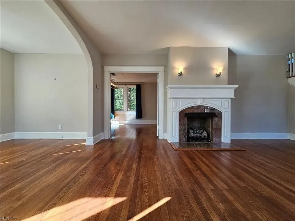 3 Bed 1 Bath Classic Historic Era Home in Norfolk, VA - 3