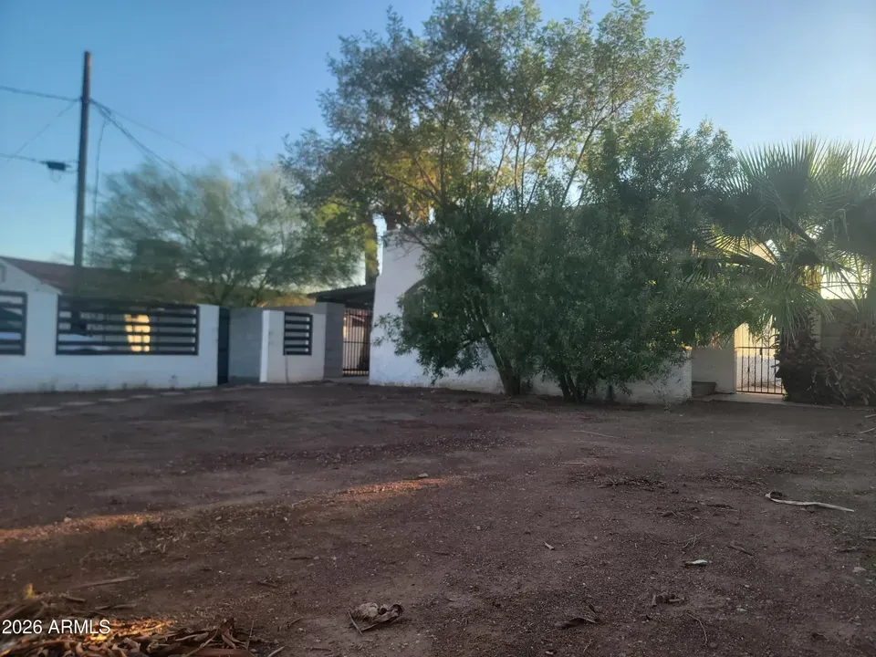 3 Bed 1 Bath Classic Historic Era Home in Phoenix, AZ - 3