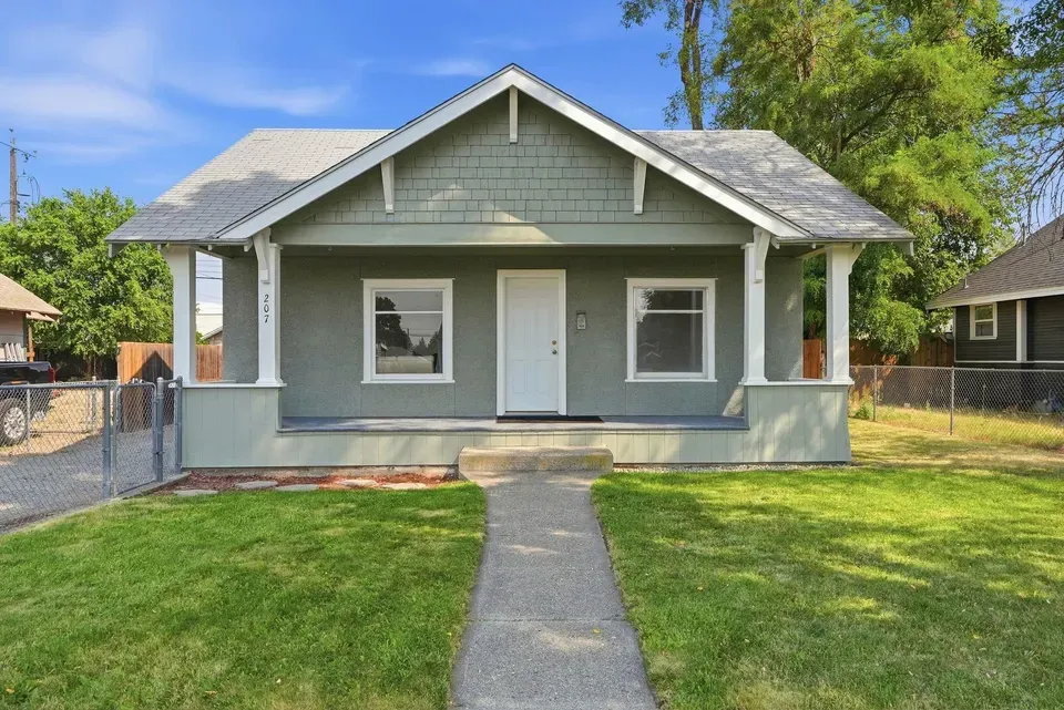 3 Bed 1 Bath Classic Historic Era Home in Spokane, WA