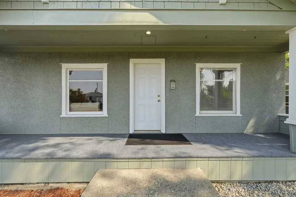 3 Bed 1 Bath Classic Historic Era Home in Spokane, WA - 3