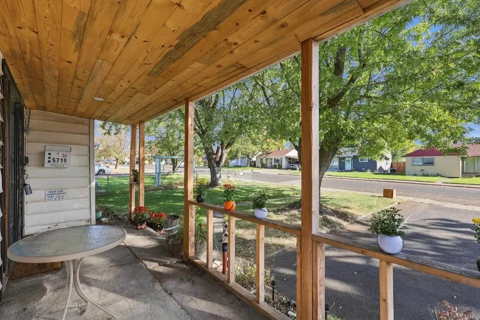 3 Bed 1 Bath Classic Historic Era Home in Spokane, WA - 3