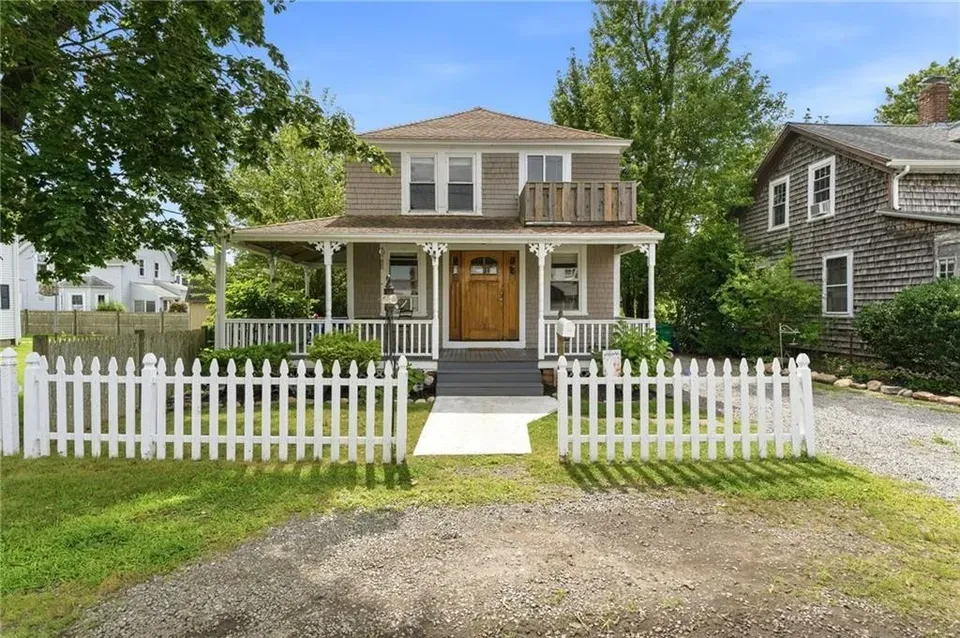 3 Bed 1 Bath Classic Historic Era Home in Warwick, RI - 4