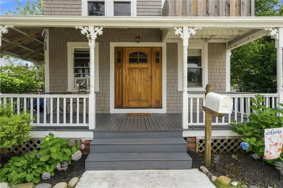 3 Bed 1 Bath Classic Historic Era Home in Warwick, RI - 5