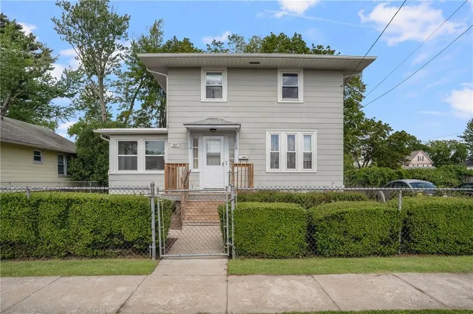 3 Bed 1 Bath Classic Historic Era Home in Warwick, RI