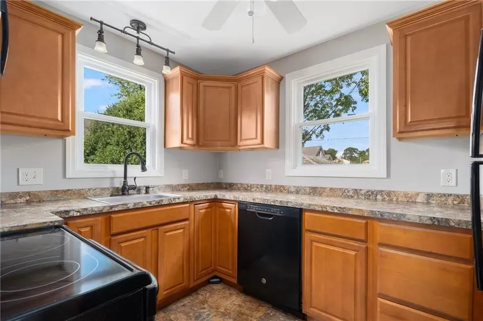 3 Bed 1 Bath Classic Historic Era Home in Warwick, RI - 3