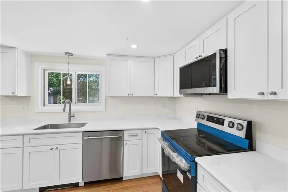 3 Bed 1 Bath Classic Historic Era Home in Warwick, RI - 3