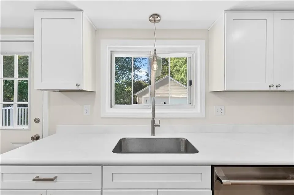 3 Bed 1 Bath Classic Historic Era Home in Warwick, RI - 4