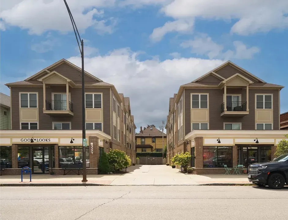 3 Bed 1 Bath Contemporary High-Rise Condo in Buffalo, NY