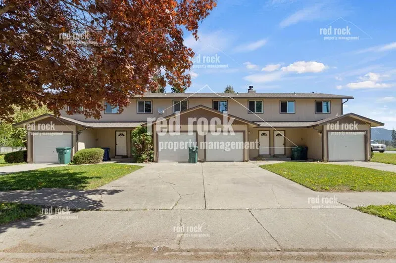 3 Bed 1 Bath Contemporary High-Rise Condo in Coeur d Alene, ID