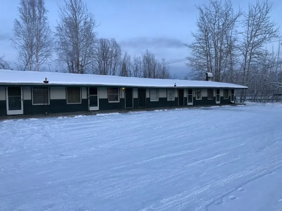 3 Bed 1 Bath Contemporary High-Rise Condo in Fairbanks, AK - 1