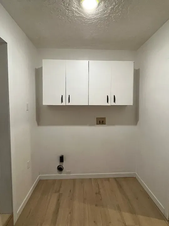 3 Bed 1 Bath Contemporary High-Rise Condo in Idaho Falls, ID - 5