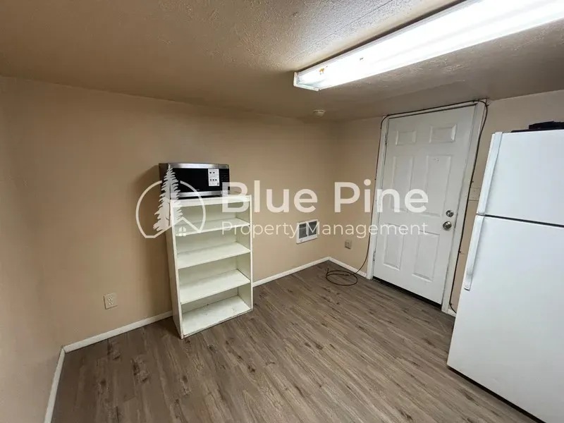 3 Bed 1 Bath Contemporary High-Rise Condo in Idaho Falls, ID - 4