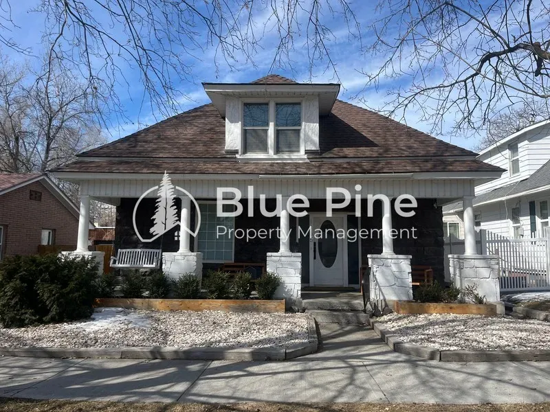 3 Bed 1 Bath Contemporary High-Rise Condo in Idaho Falls, ID