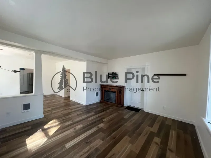 3 Bed 1 Bath Contemporary High-Rise Condo in Idaho Falls, ID - 3