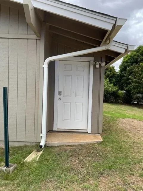 3 Bed 1 Bath Contemporary High-Rise Condo in Maui, HI - 5