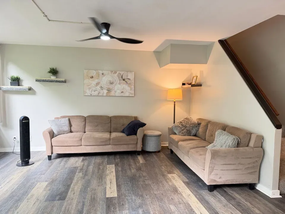 3 Bed 1 Bath Contemporary Multi-Level Townhome in Hilo, HI