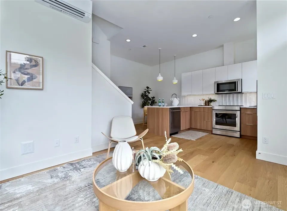 3 Bed 1 Bath Contemporary Multi-Level Townhome in Seattle, WA - 4