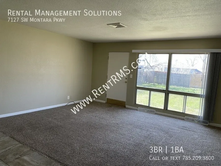 3 Bed 1 Bath Contemporary Multi-Level Townhome in Topeka, KS - 3