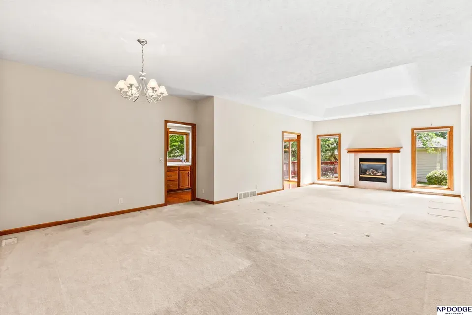 3 Bed 1 Bath Established Contemporary Home in Omaha, NE - 4