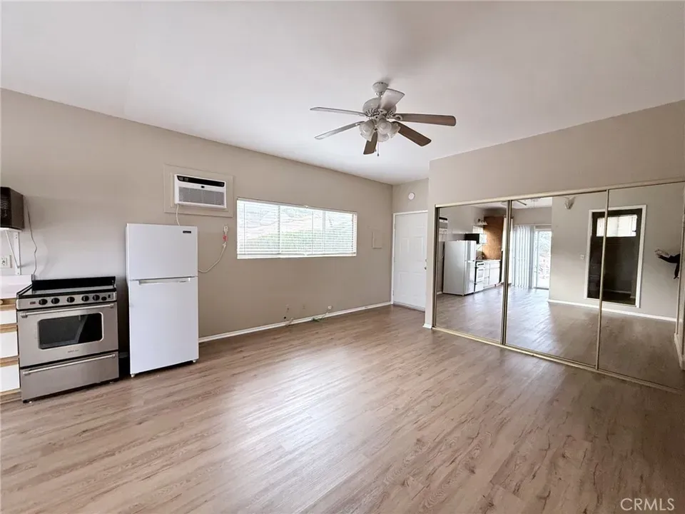3 Bed 1 Bath Established Contemporary Home in Temecula, CA - 2