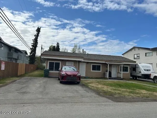 3 Bed 1 Bath Established Mid-Century Residence in Anchorage, AK - 2