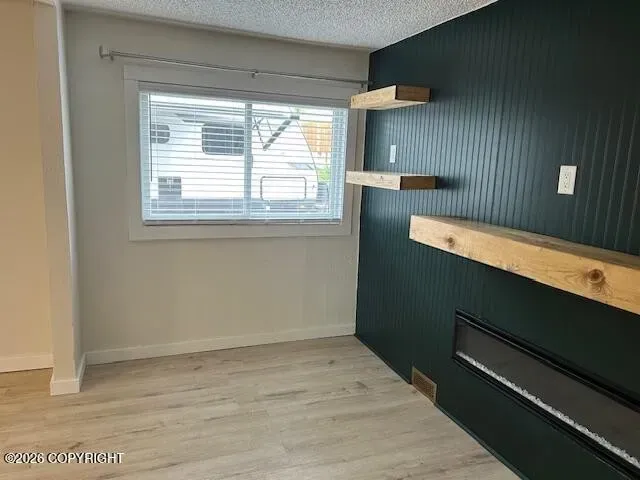 3 Bed 1 Bath Established Mid-Century Residence in Anchorage, AK - 4