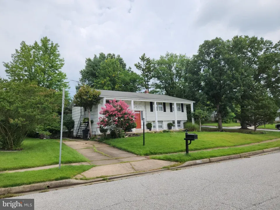 3 Bed 1 Bath Established Mid-Century Residence in Baltimore, MD - 5