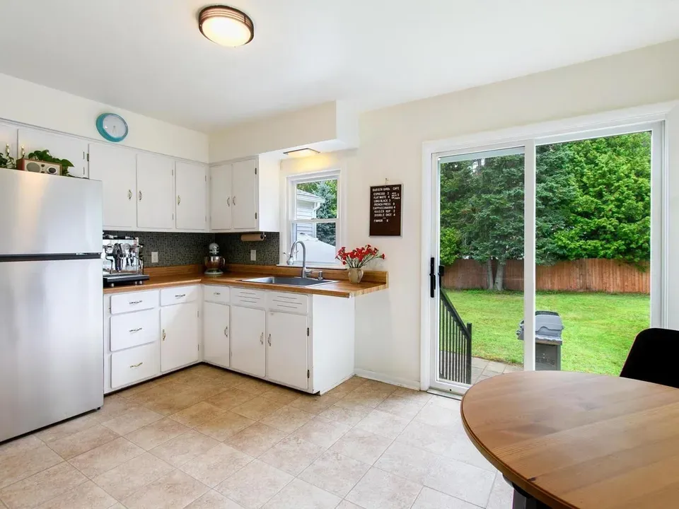 3 Bed 1 Bath Established Mid-Century Residence in Burlington, VT - 5