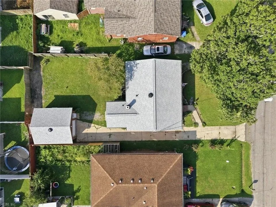 3 Bed 1 Bath Established Mid-Century Residence in Chesapeake, VA - 4