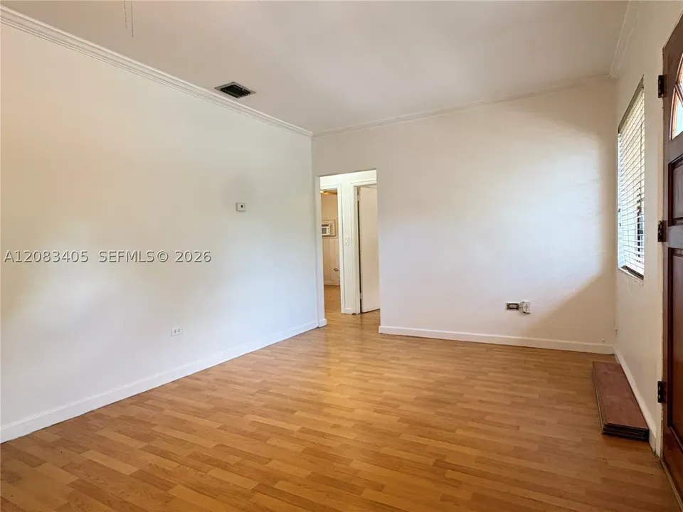 3 Bed 1 Bath Established Mid-Century Residence in Coral Gables, FL - 3