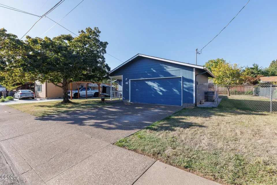 3 Bed 1 Bath Established Mid-Century Residence in Corvallis, OR - 4