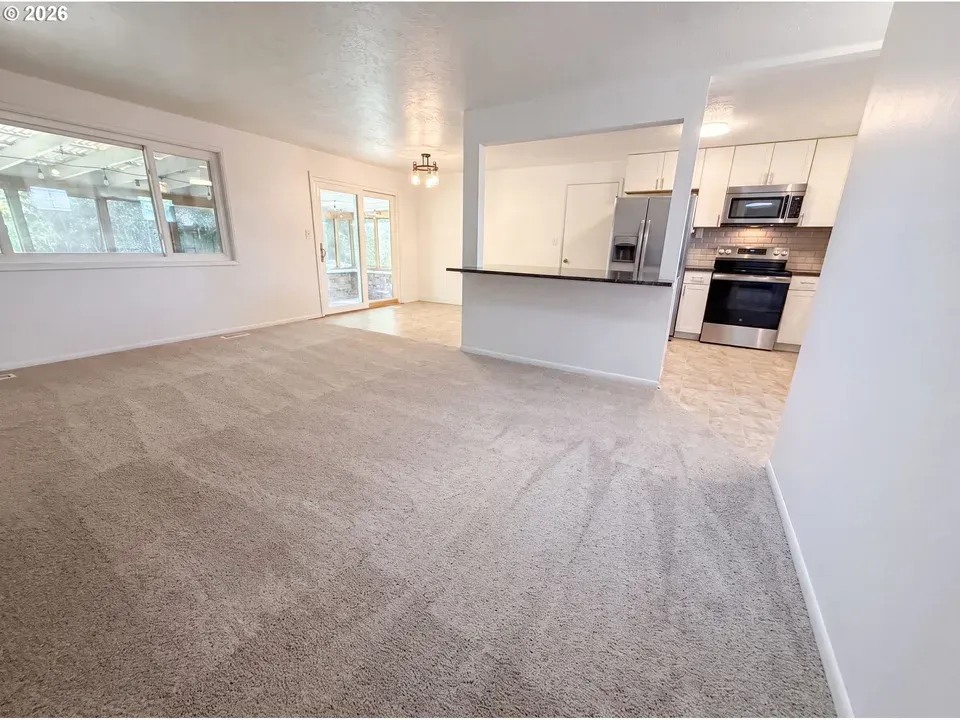 3 Bed 1 Bath Established Mid-Century Residence in Corvallis, OR