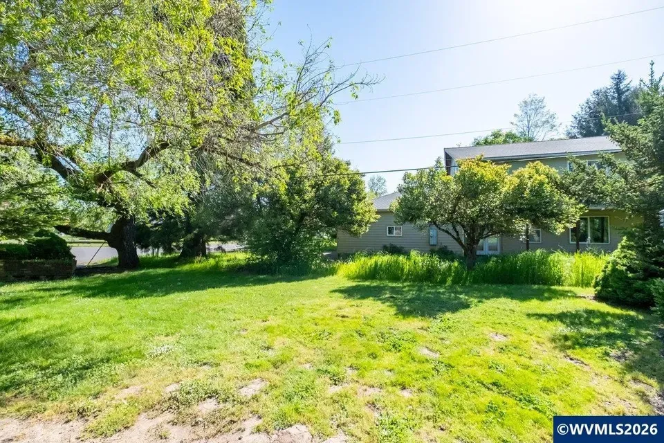 3 Bed 1 Bath Established Mid-Century Residence in Corvallis, OR - 3
