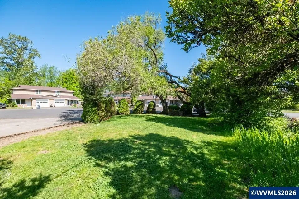 3 Bed 1 Bath Established Mid-Century Residence in Corvallis, OR - 4