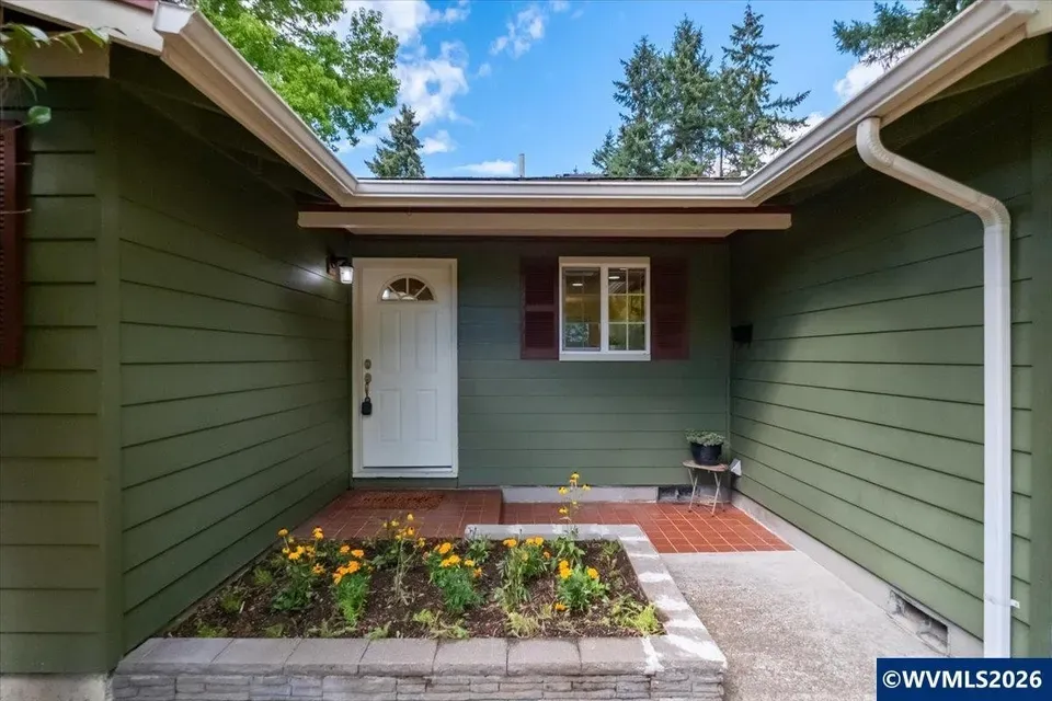 3 Bed 1 Bath Established Mid-Century Residence in Corvallis, OR - 3