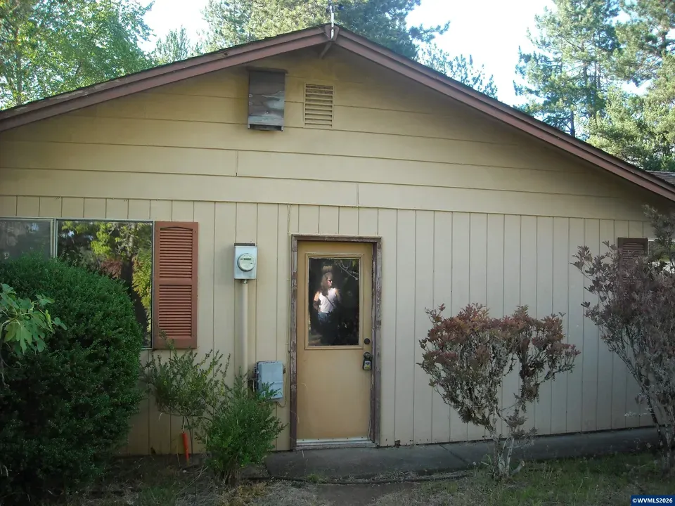 3 Bed 1 Bath Established Mid-Century Residence in Corvallis, OR - 3