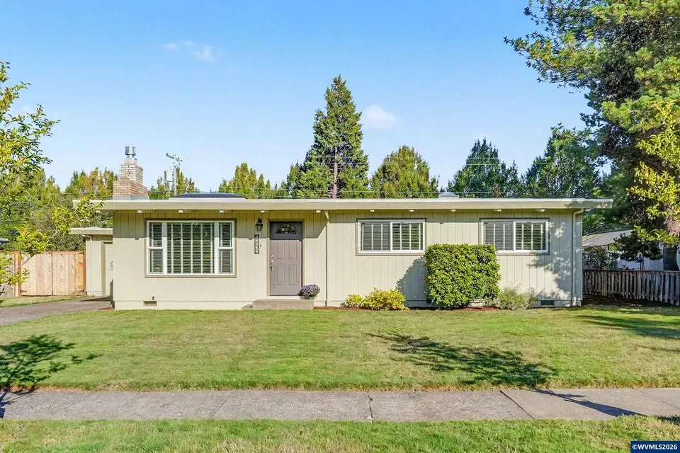 3 Bed 1 Bath Established Mid-Century Residence in Corvallis, OR - 1
