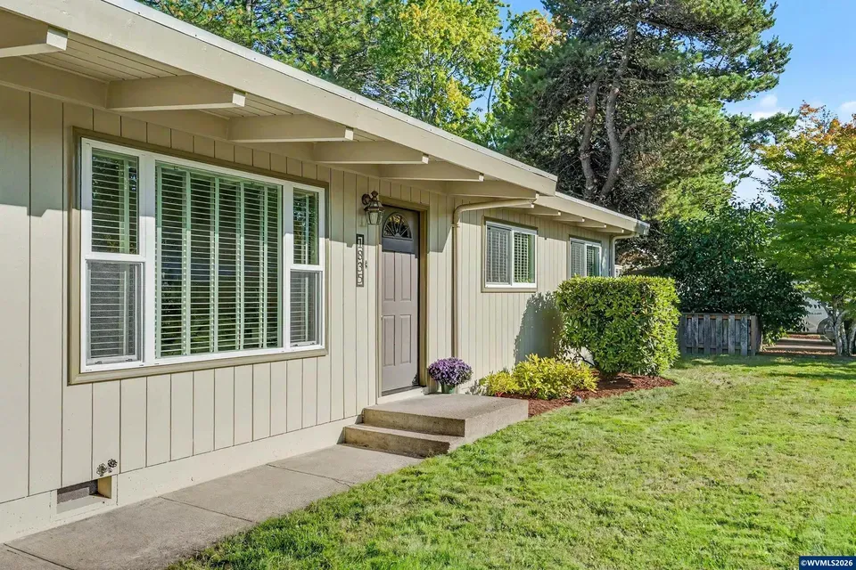 3 Bed 1 Bath Established Mid-Century Residence in Corvallis, OR - 4