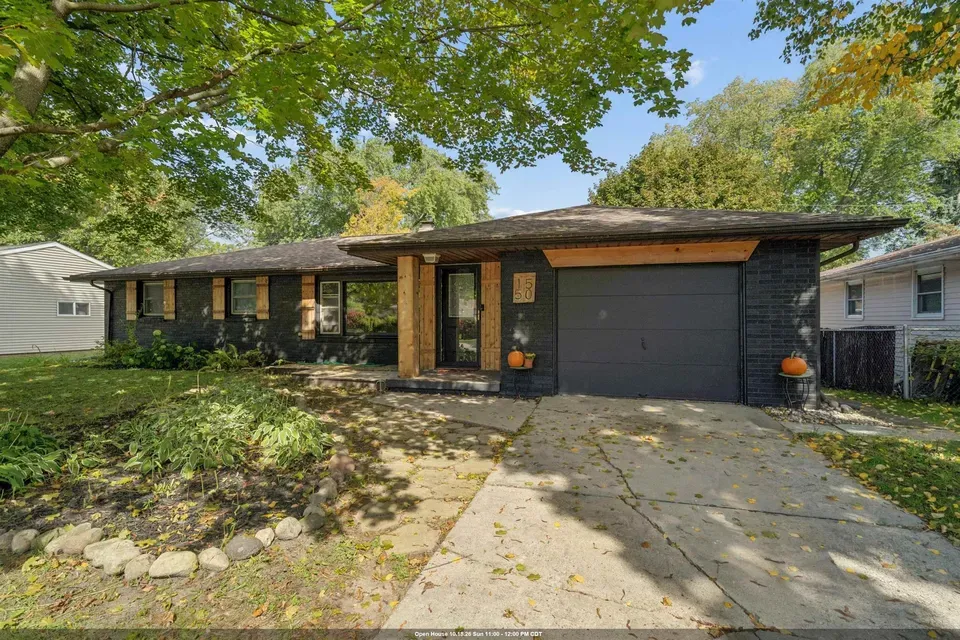 3 Bed 1 Bath Established Mid-Century Residence in Green Bay, WI - 1