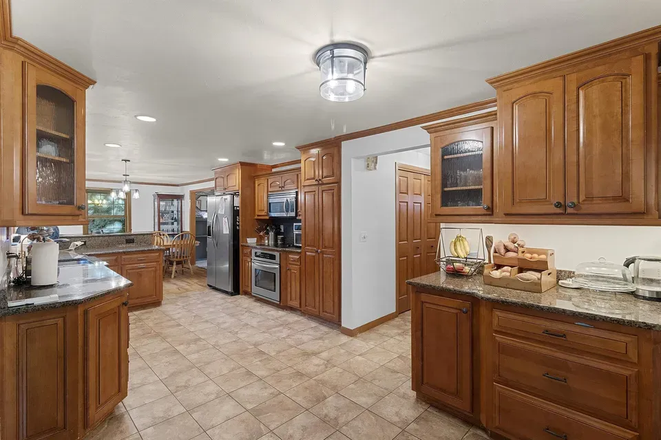 3 Bed 1 Bath Established Mid-Century Residence in Green Bay, WI - 5