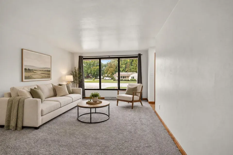 3 Bed 1 Bath Established Mid-Century Residence in Green Bay, WI - 5
